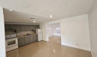 6004 FORTUNE Pl, Apollo Beach, FL 33572