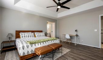 6 Hursley Ln, Bella Vista, AR 72714