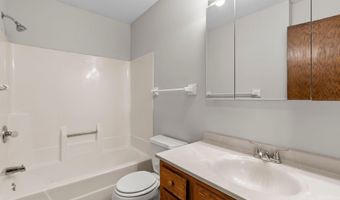 15720 Griffon Path, Apple Valley, MN 55124