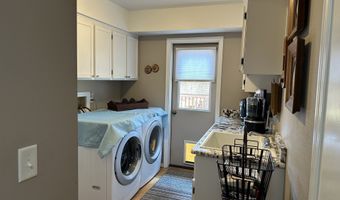 801 BROOKHAVEN Dr A, Brookings, OR 97415