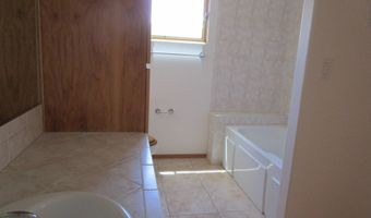 702 FRENCH Dr, Aztec, NM 87410