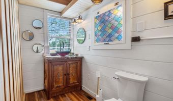 30 Riverside Dr, Ashland, NH 03217