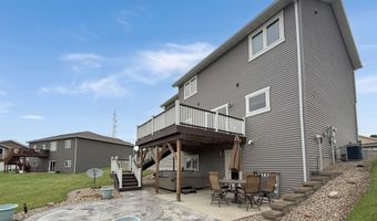 3906 Lone Peak Dr, Bismarck, ND 58503