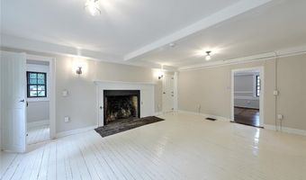 1147 Great Rd, Lincoln, RI 02865