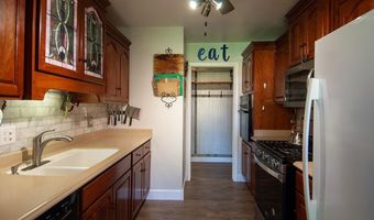 922 ARAPAHO St, Cheyenne, WY 82009