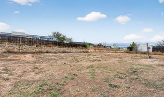 390 Lobo Ln, Chino Valley, AZ 86323
