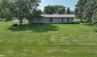 101 Hilltop Dr, Ackley, IA 50601
