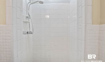 384 Old Bratt Rd, Atmore, AL 36502