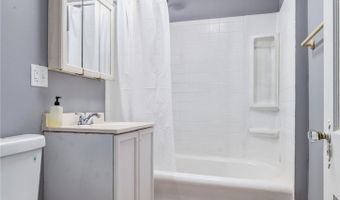 491-493 Delmar Ave, Akron, OH 44310