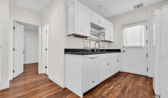 8711 Lilienthal Avenue 8711, Los Angeles, CA 90045