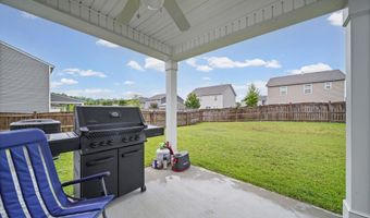 182 Carriagebrook Cir, Camden, SC 29020