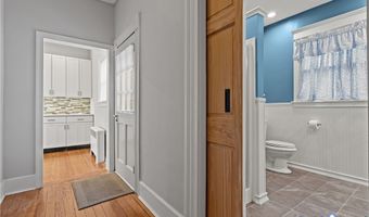 802 S Center St, Ashland, VA 23005