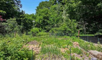 7 High St, Brandon, VT 05733