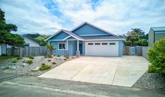 875 12TH St, Bandon, OR 97411