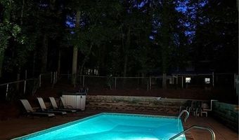 835 Lakeshore Dr NW, Berkeley Lake, GA 30096