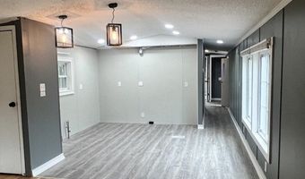 751 Washington St 22, Auburn, MA 01501