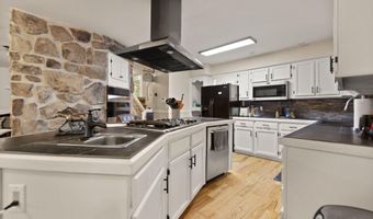 987 State Hwy 413, Baxter, KY 40806