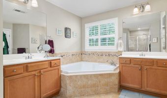 25030 GRAYWACKE Dr, Aldie, VA 20105