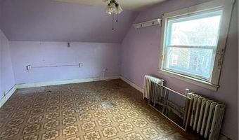 58 Connection St, Newport, RI 02840