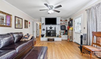 1921 Tabby Ln, Altavista, VA 24517