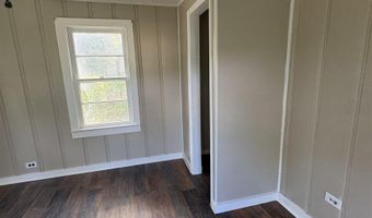 1304 E 11TH St, Anniston, AL 36207
