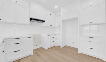 1027 Broken Arrow Dr, Alamo, TX 78516