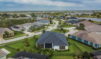 6927 CRESTPOINT Dr, Apollo Beach, FL 33572