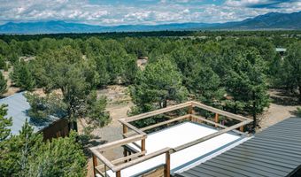 438 Carson Rd S, Carson, NM 87515