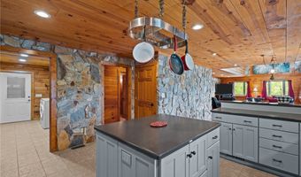 105 Lakewood Dr, Aberdeen, NC 28315
