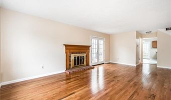 1369 Nykiel Ct, Ballwin, MO 63011