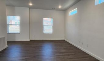 871 Boardwalk Ave, Bentonville, AR 72713