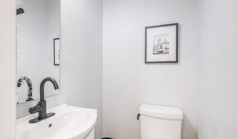 2375 Dundee Dr, Ann Arbor, MI 48103