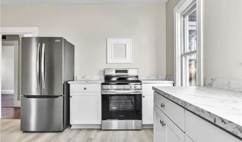 171 Norwood Ave, Cranston, RI 02905