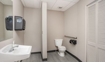 128 W Superior St, Alma, MI 48801