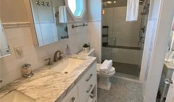 307 Corey Ln, Middletown, RI 02842