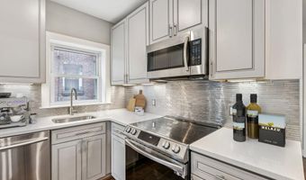 1239 SIMMS Pl NE 1, Washington, DC 20002