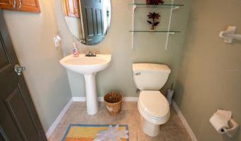 916 BUNKER VIEW Dr, Apollo Beach, FL 33572