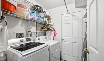 145 W 1ST St, Bayonne, NJ 07002