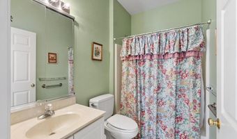 15 Pheasant Ln 15, Bedford, MA 01730