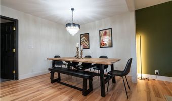 31 Jade Cir, Las Vegas, NV 89106