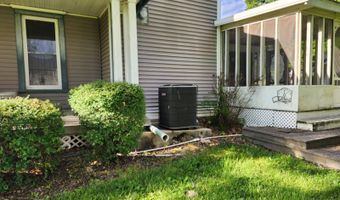 205 N Hundley St, Albany, MO 64402