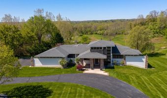 899 Skyevale NE, Ada, MI 49301