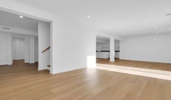 10510 WHITE CLOVER Ter, Potomac, MD 20854