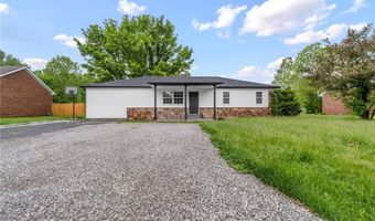 1254 N Church St, Austin, IN 47102