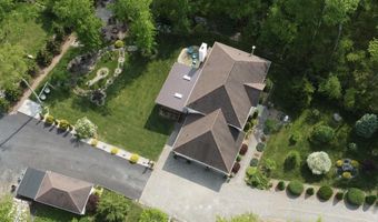 251 Scenic Dr, Blakeslee, PA 18610