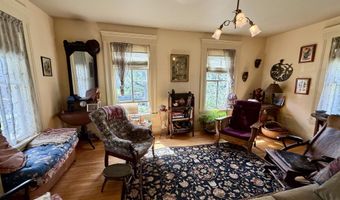 28 Murray St, Burlington, VT 05401