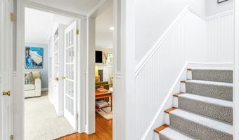 4 Old Stone Rd, Darien, CT 06820