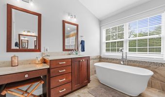 600 STONEHAM Ct, Ambler, PA 19002