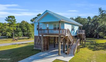 10002 Oliver St, Bay St. Louis, MS 39520