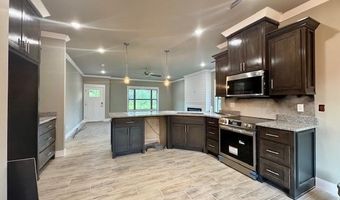 8 Cannich Ln, Bella Vista, AR 72715